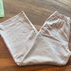 Hollister women’s ' Light Gray Joggers. Wide leg